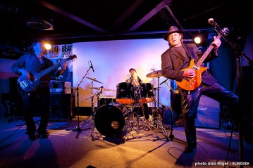 49_blinside_blues_band_04.jpg